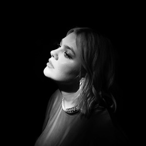Single cover for Secret (sad orchestra) by Louane.